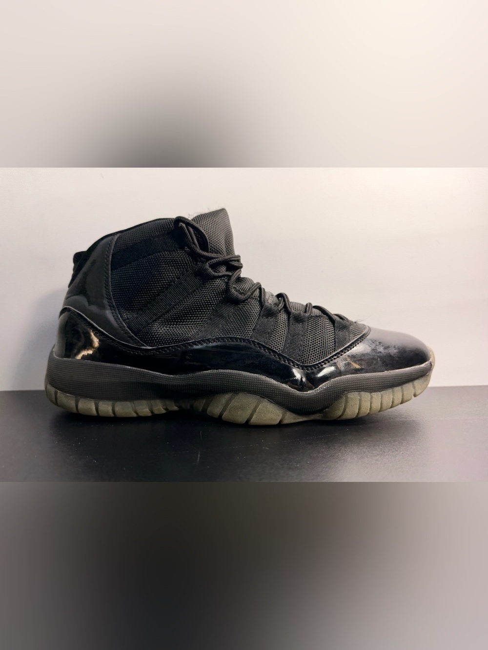 Nike Air Jordan 11 Retro ‘CAp and Gown’ -161